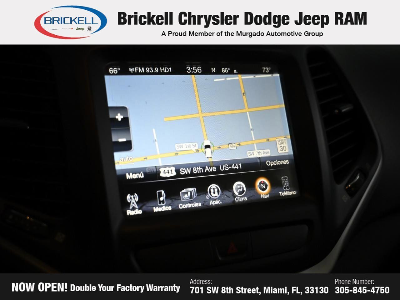 Used 2015 Jeep Cherokee Trailhawk w/ Comfort/Convenience Group AWD/4WD image 30