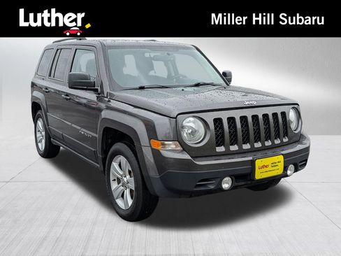 Used 2014 Jeep Patriot Latitude AWD/4WD image 1