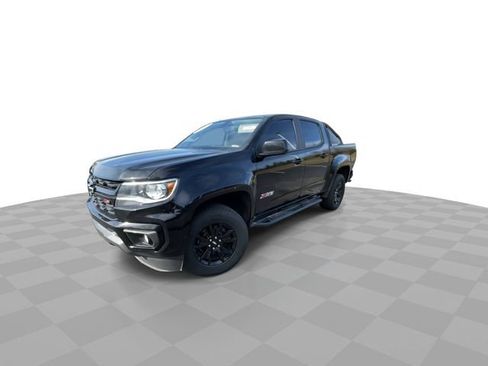 Used 2021 Chevrolet Colorado Z71 w/ Z71 Midnight Edition AWD/4WD image 4