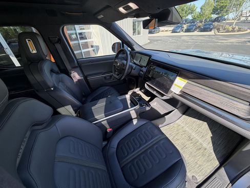 Used 2023 Rivian R1T Adventure AWD/4WD image 10