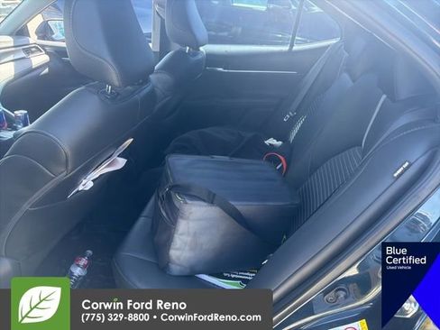 Used 2018 Toyota Camry SE w/ Convenience Package image 15