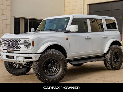 Used 2024 Ford Bronco Badlands image 5