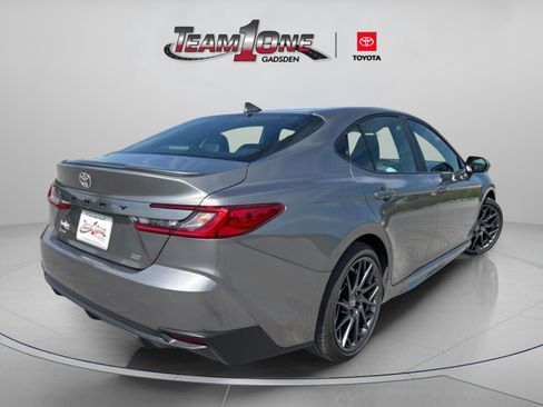 Used 2025 Toyota Camry SE w/ Convenience Package FWD image 7
