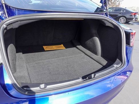 Used 2019 Tesla Model 3 Performance image 21