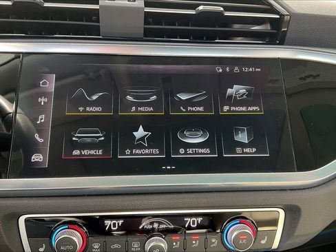 Used 2023 Audi Q3 2.0T Premium w/ Convenience Package image 33