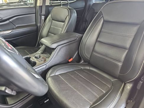 Used 2023 GMC Acadia Denali FWD image 15