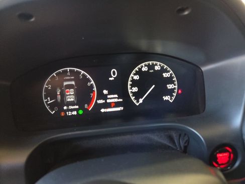 Used 2025 Honda HR-V LX image 2