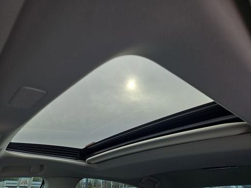 Certified 2025 Lexus ES 300h F Sport w/ Accessory Package (Z2) image 14