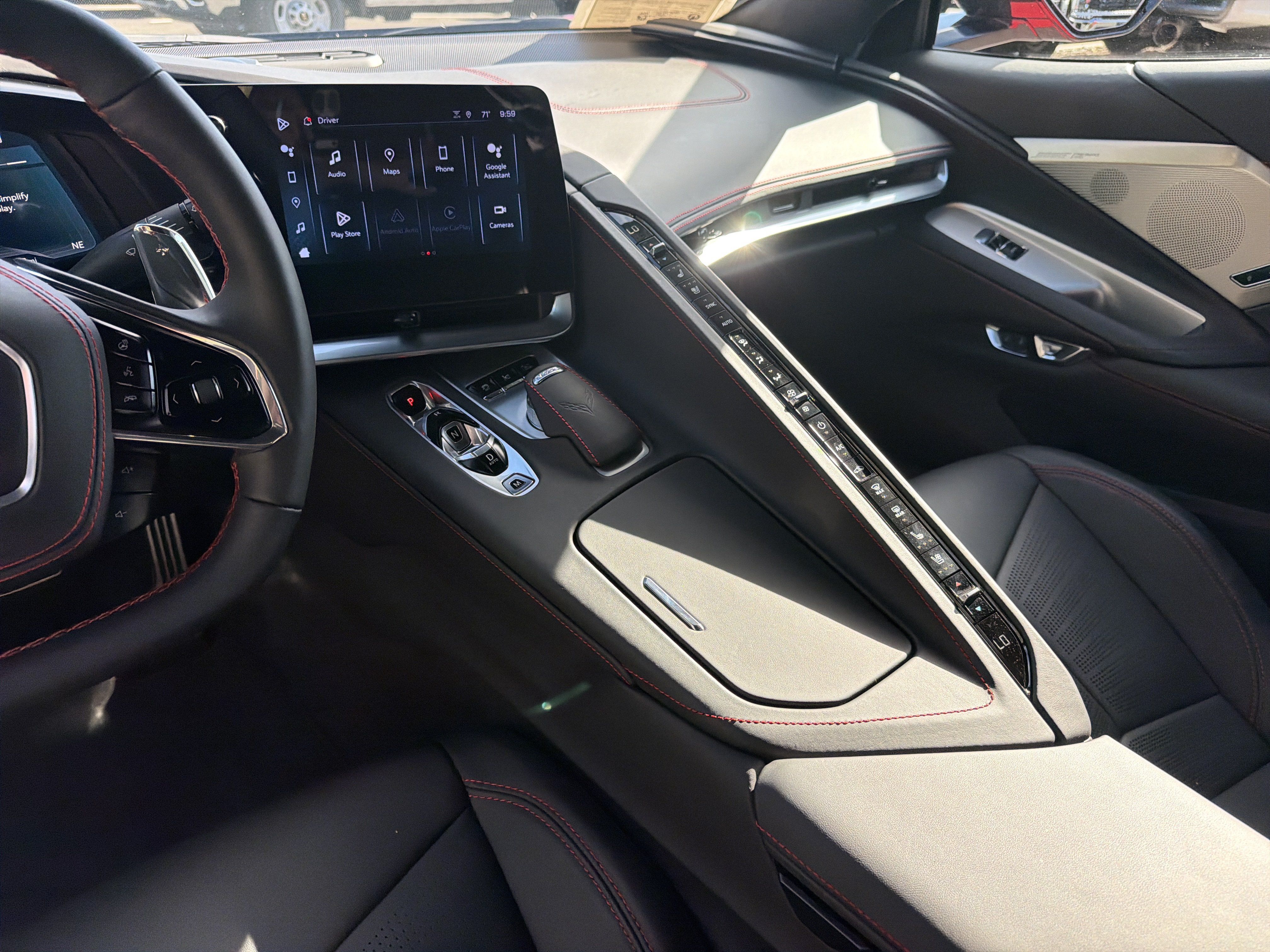 Used 2024 Chevrolet Corvette Stingray Premium Cpe w/ Z51 Performance Package RWD image 31