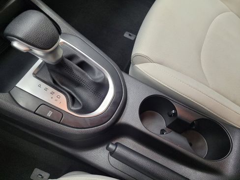 Used 2023 Kia Forte LXS w/ LXS Technology Package FWD image 26