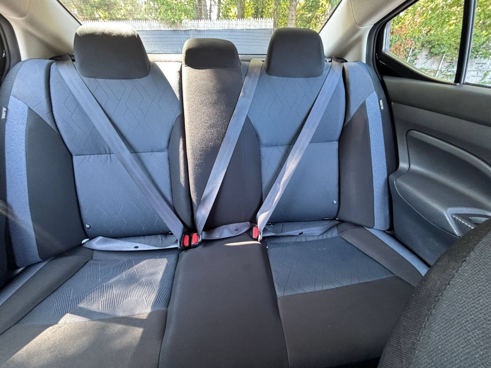 Used 2025 Nissan Versa SV FWD image 38