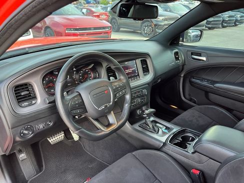 Used 2023 Dodge Charger R/T w/ Plus Group RWD image 6
