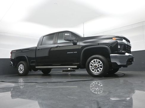 Used 2022 Chevrolet Silverado 2500 LT image 52