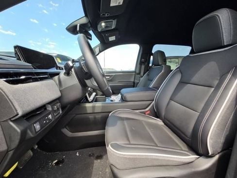 Used 2026 GMC Sierra EV Elevation AWD/4WD image 6