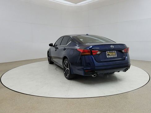 Used 2024 Nissan Altima 2.5 SR w/ SR Premium Package AWD/4WD image 5