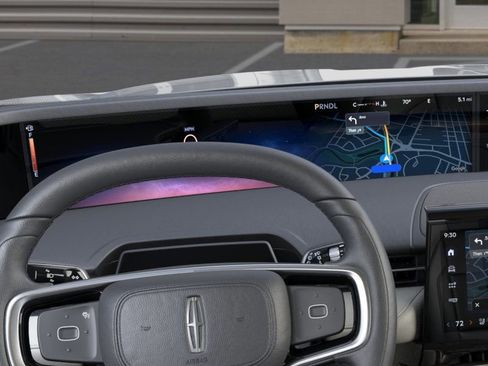 New 2026 Lincoln Nautilus Premier image 13