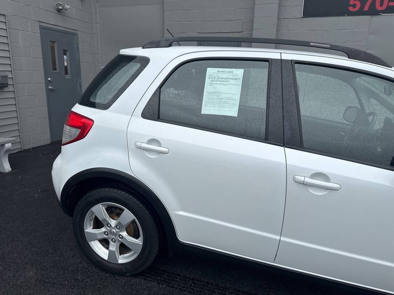 Used 2012 Suzuki SX4 Premium AWD/4WD image 9