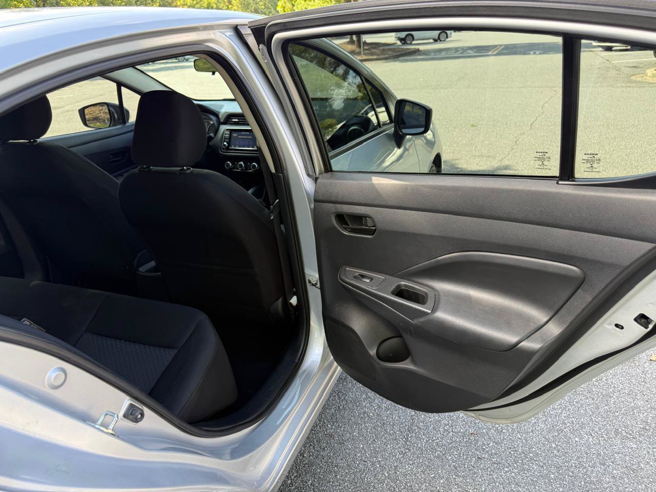 Used 2020 Nissan Versa S FWD image 13