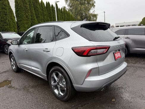 Used 2023 Ford Escape ST-Line image 12