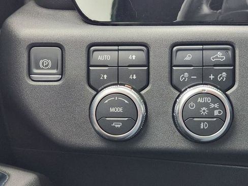 Used 2022 GMC Sierra 1500 SLT w/ SLT Premium Plus Package image 26