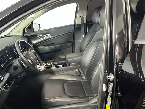 Used 2023 Kia Sportage EX image 19