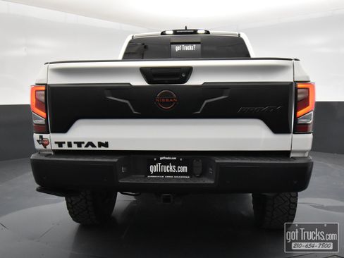 Used 2023 Nissan Titan PRO-4X w/ Pro-4x Convenience Package image 5
