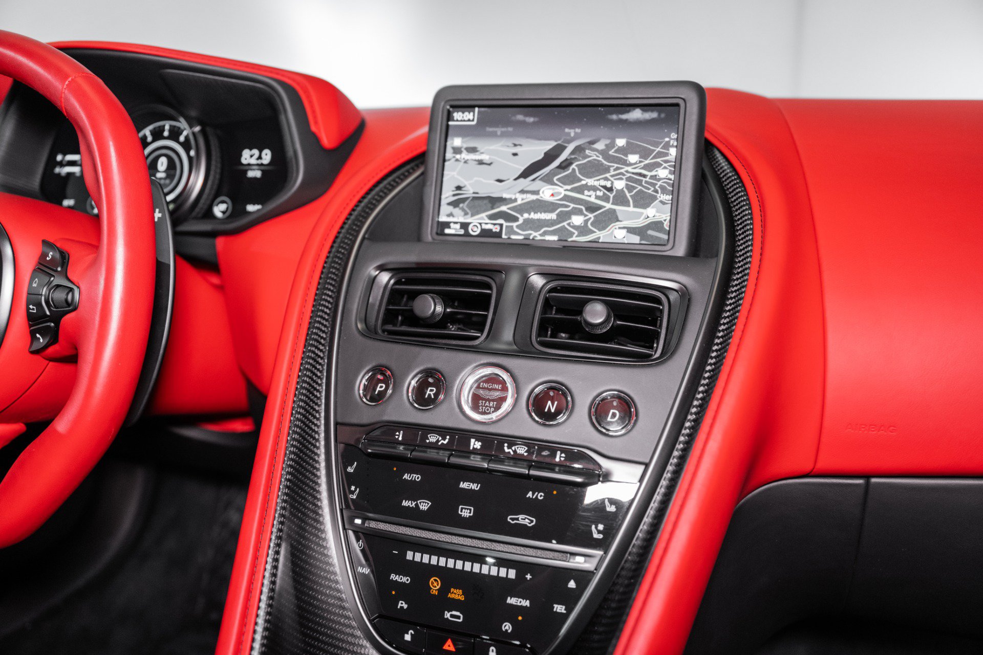 Used 2023 Aston Martin DB11 Coupe RWD image 24