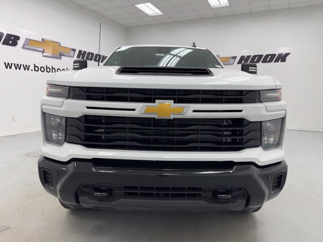 New 2026 Chevrolet Silverado 2500 Custom w/ Custom Value Package AWD/4WD image 2
