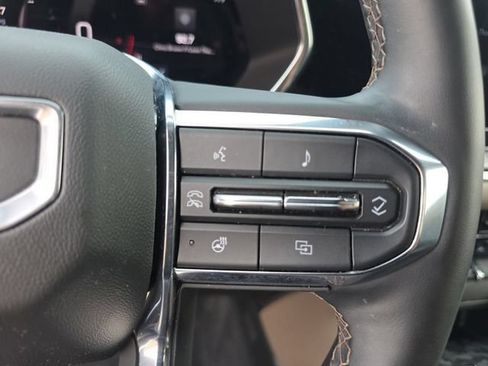 Used 2024 GMC Canyon Denali AWD/4WD image 14