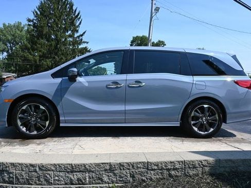 Used 2023 Honda Odyssey Elite image 8