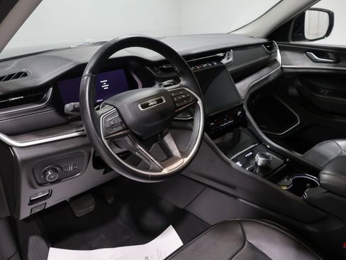 Used 2022 Jeep Grand Cherokee Limited AWD/4WD image 15