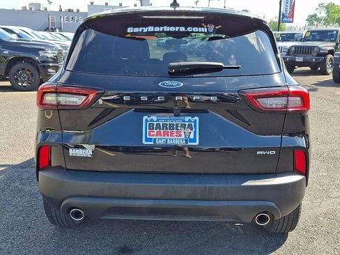 Used 2025 Ford Escape ST-Line Select AWD/4WD image 5