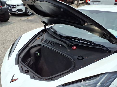 Used 2022 Chevrolet Corvette Stingray Preferred Cpe w/ Battery Protection Package RWD image 35