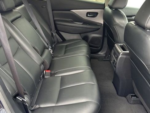 Used 2023 Nissan Murano SV image 36