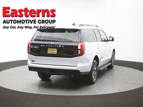 Used 2025 Ford Expedition Active AWD/4WD image 39