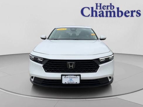 Used 2023 Honda Accord EX image 2