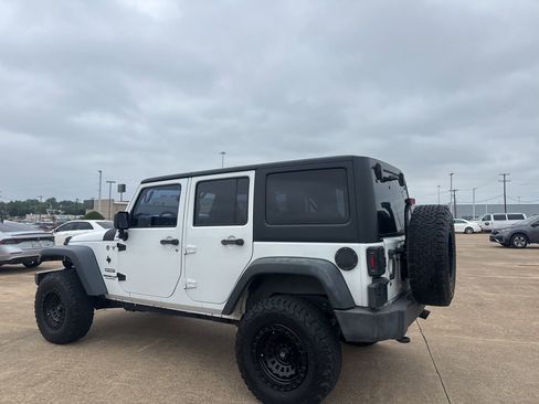 Used 2017 Jeep Wrangler Unlimited Sport AWD/4WD image 14