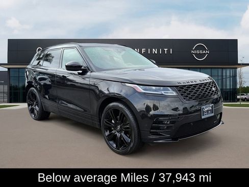Used 2022 Land Rover Range Rover Velar R-Dynamic S image 3