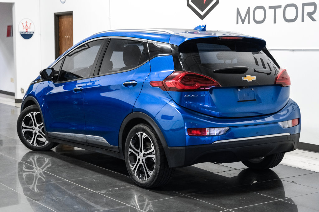 Used 2020 Chevrolet Bolt Premier w/ Infotainment Package FWD image 10