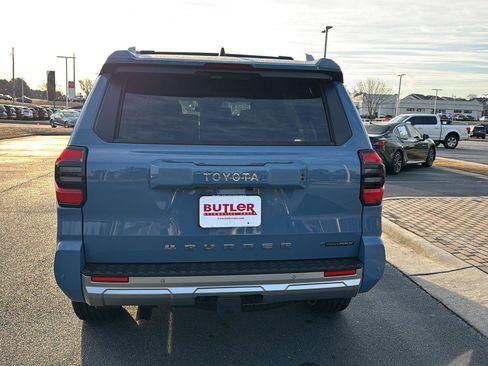 New 2026 Toyota 4Runner Hybrid Platinum image 4