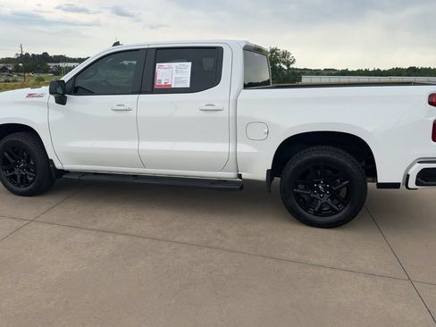 Used 2024 Chevrolet Silverado 1500 RST AWD/4WD image 6