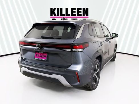 New 2026 Volkswagen Tiguan SE image 7