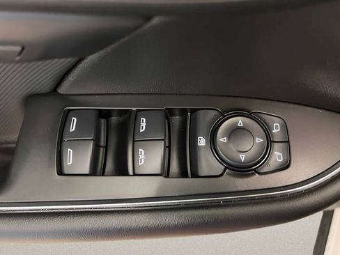 Certified 2024 Buick Envision Preferred AWD/4WD image 14
