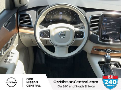 Used 2022 Volvo XC90 T6 Momentum w/ Advanced Package AWD/4WD image 14