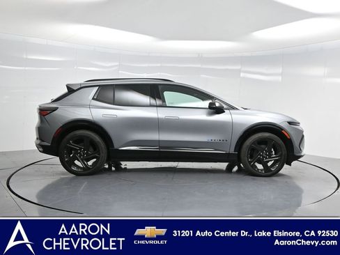 New 2025 Chevrolet Equinox EV RS image 9