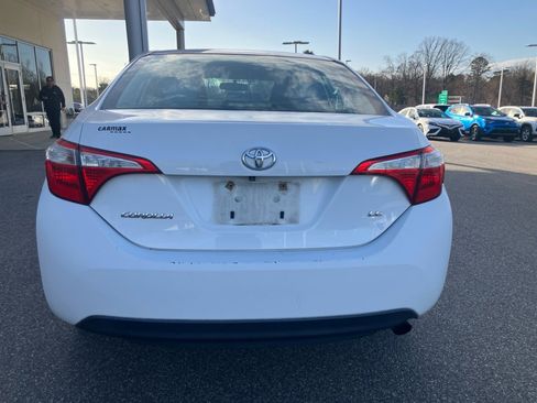 Used 2014 Toyota Corolla LE image 18
