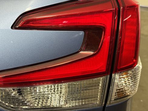 Used 2021 Subaru Forester Premium AWD/4WD image 32