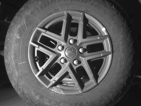Used 2025 Jeep Wrangler Unlimited Sport AWD/4WD image 18
