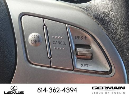 Used 2011 Hyundai Tucson Limited w/ Premium Pkg 3 AWD/4WD image 26