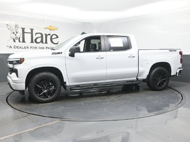 Used 2024 Chevrolet Silverado 1500 RST AWD/4WD image 32